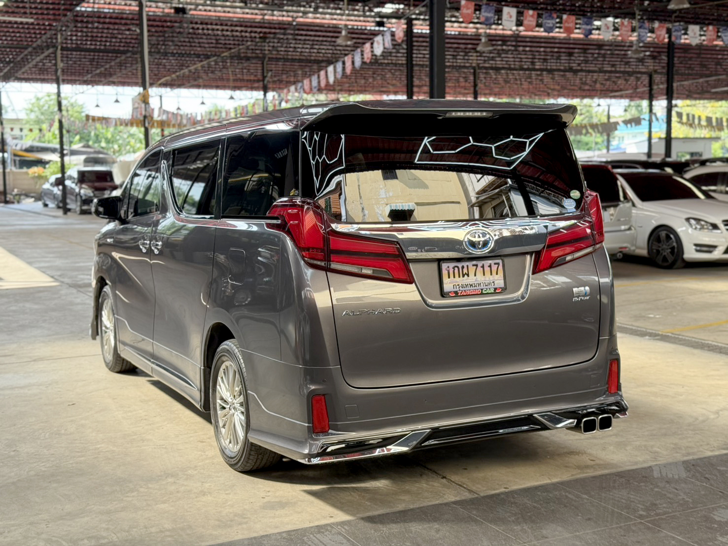ALPHARD 2.5 SR HYBRID E-FOUR 2015