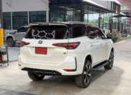 FORTUNER 2.8 GR Sport (Black Top) 4WD 2022