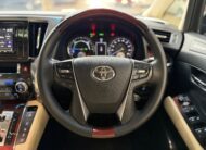 TOYOTA ALPHARD 2.5 HYBRID E-FOUR 2016