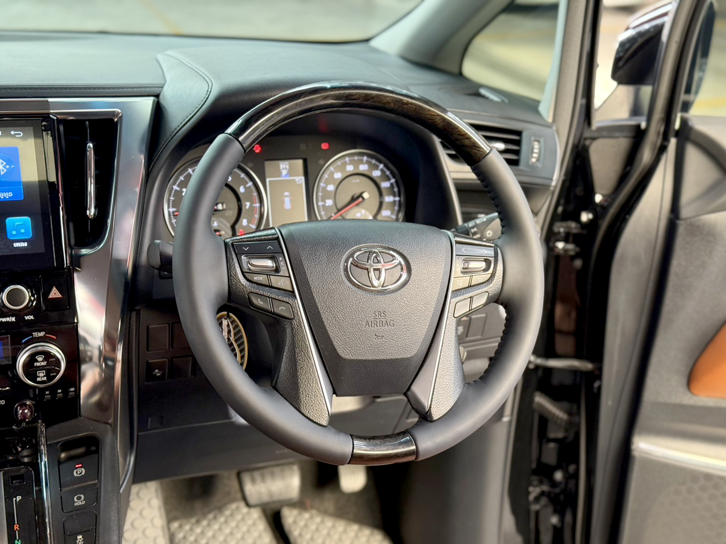 TOYOTA VELLFIRE 2.5  Z-G EDITION 2015