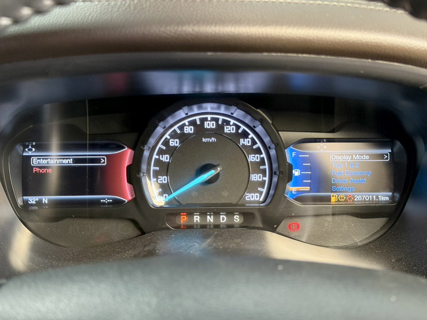 EVEREST 3.2 Titanium+ 4WD 2016