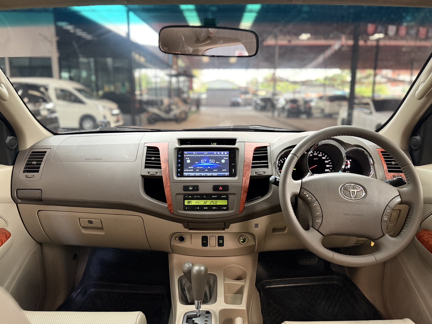 TOYOTA FORTUNER 2.7 V 4WD 2006