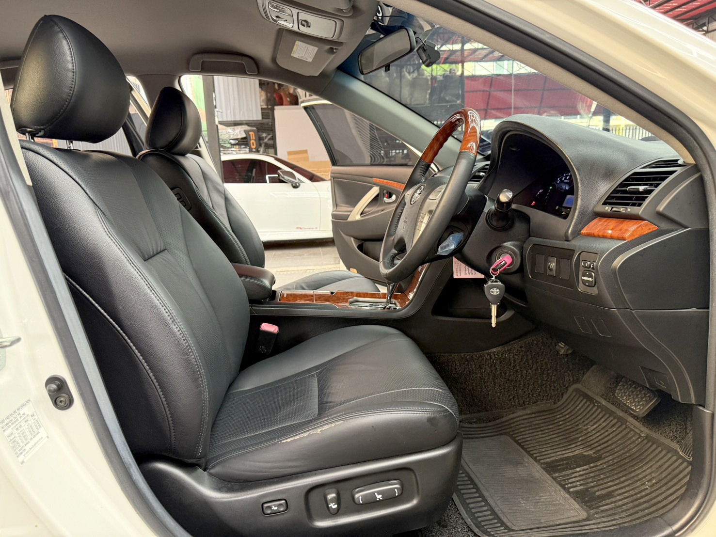 TOYOTA CAMRY 2.0 G EXTREMO 2010