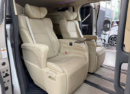 TOYOTA ALPHARD 2.5 HYBRID X 4WD 2019