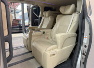 TOYOTA ALPHARD 2.5 HYBRID X 4WD 2019