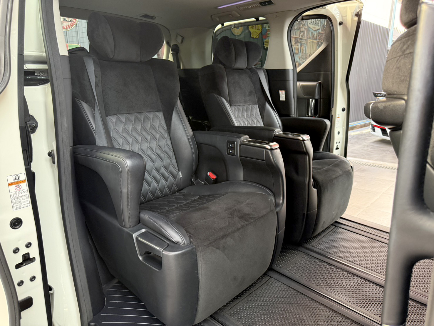 TOYOTA ALPHARD 2.5 SC-PACKAGE 2018