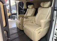 TOYOTA ALPHARD 2.5 HYBRID E-FOUR ปี2017