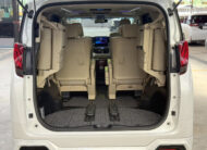 TOYOTA ALPHARD 2.5 HYBRID E-FOUR 2018