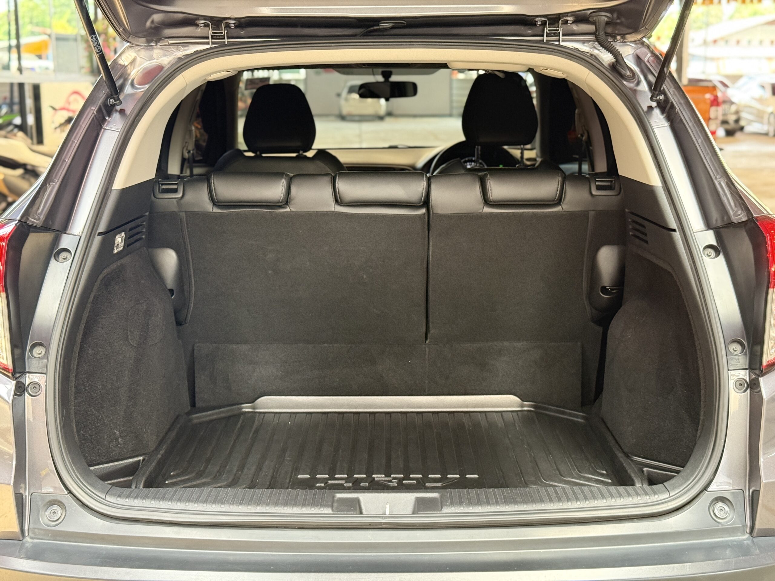 HONDA HR-V 1.8 E 2020