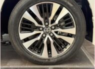 TOYOTA ALPHARD 2.5 HYBRID E-FOUR 2018