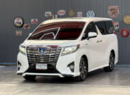TOYOTA ALPHARD 2.5 HYBRID E-FOUR ปี2017
