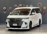 TOYOTA ALPHARD 2.5 X HYBRID 2016