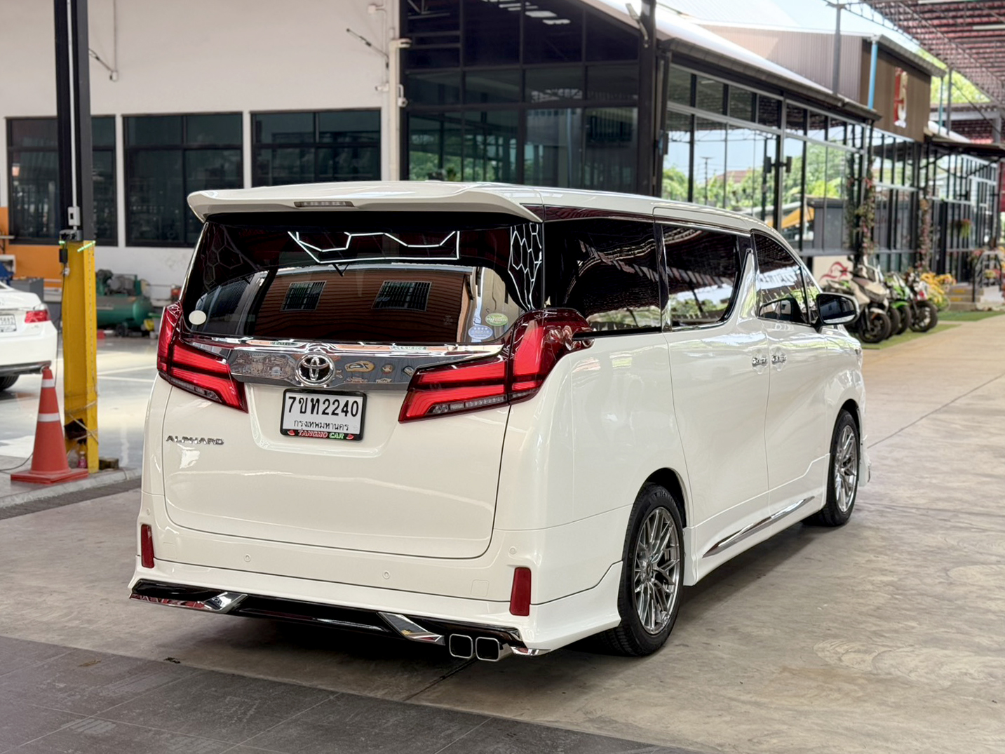 TOYOTA ALPHARD 2.5 SC-PACKAGE 2018