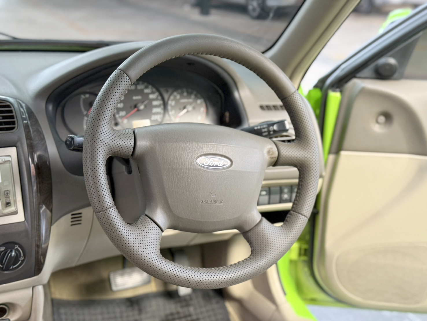 FORD TIERRA LASER 2.0 2005