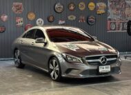 BENZ CLA200 (W117) 1.6 Urban 2018