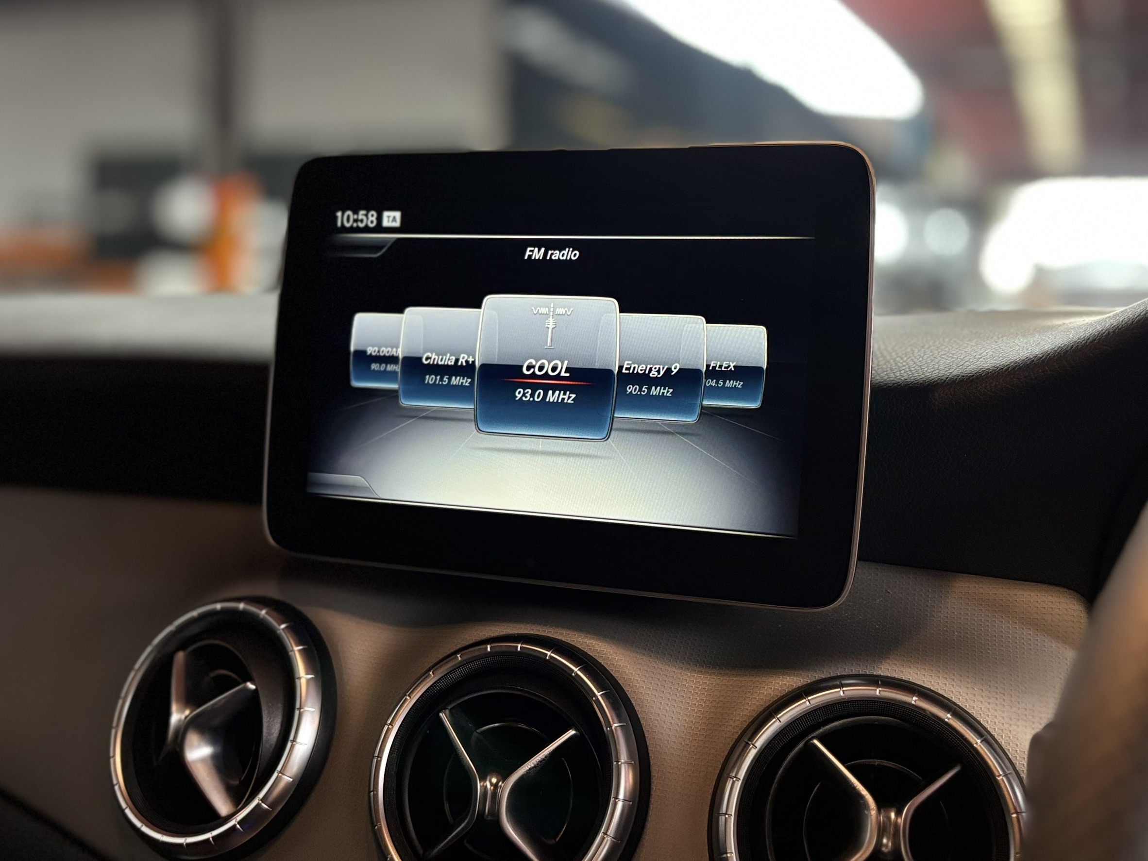 BENZ CLA200 (W117) 1.6 Urban 2018