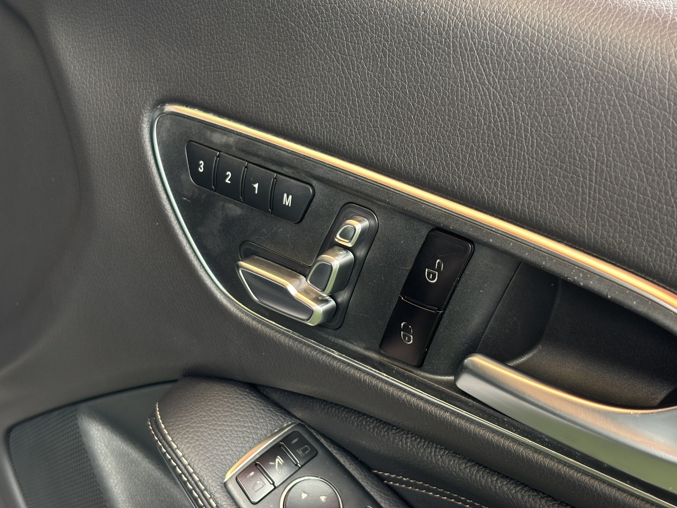 BENZ CLA200 (W117) 1.6 Urban 2018