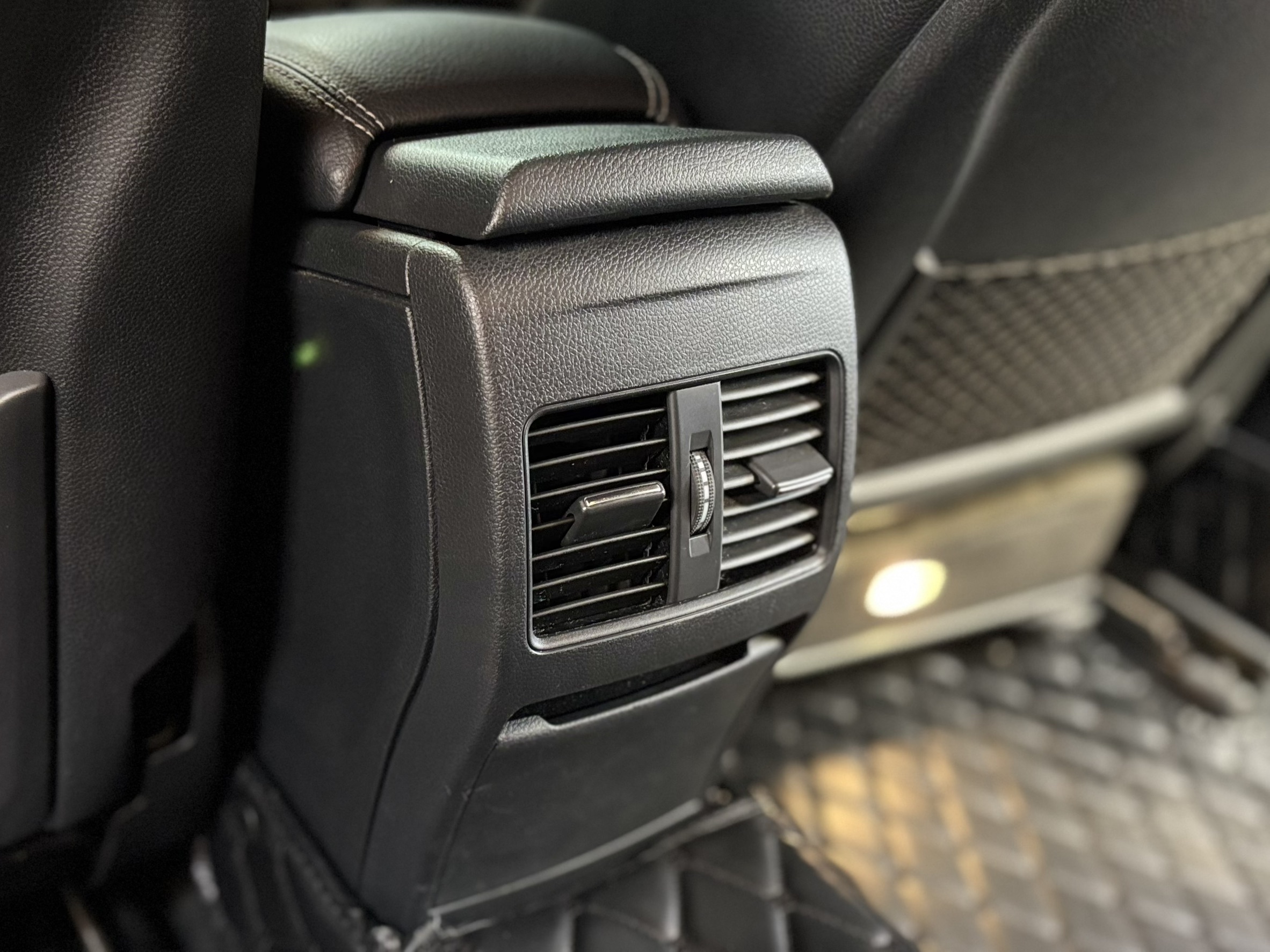 BENZ CLA200 (W117) 1.6 Urban 2018