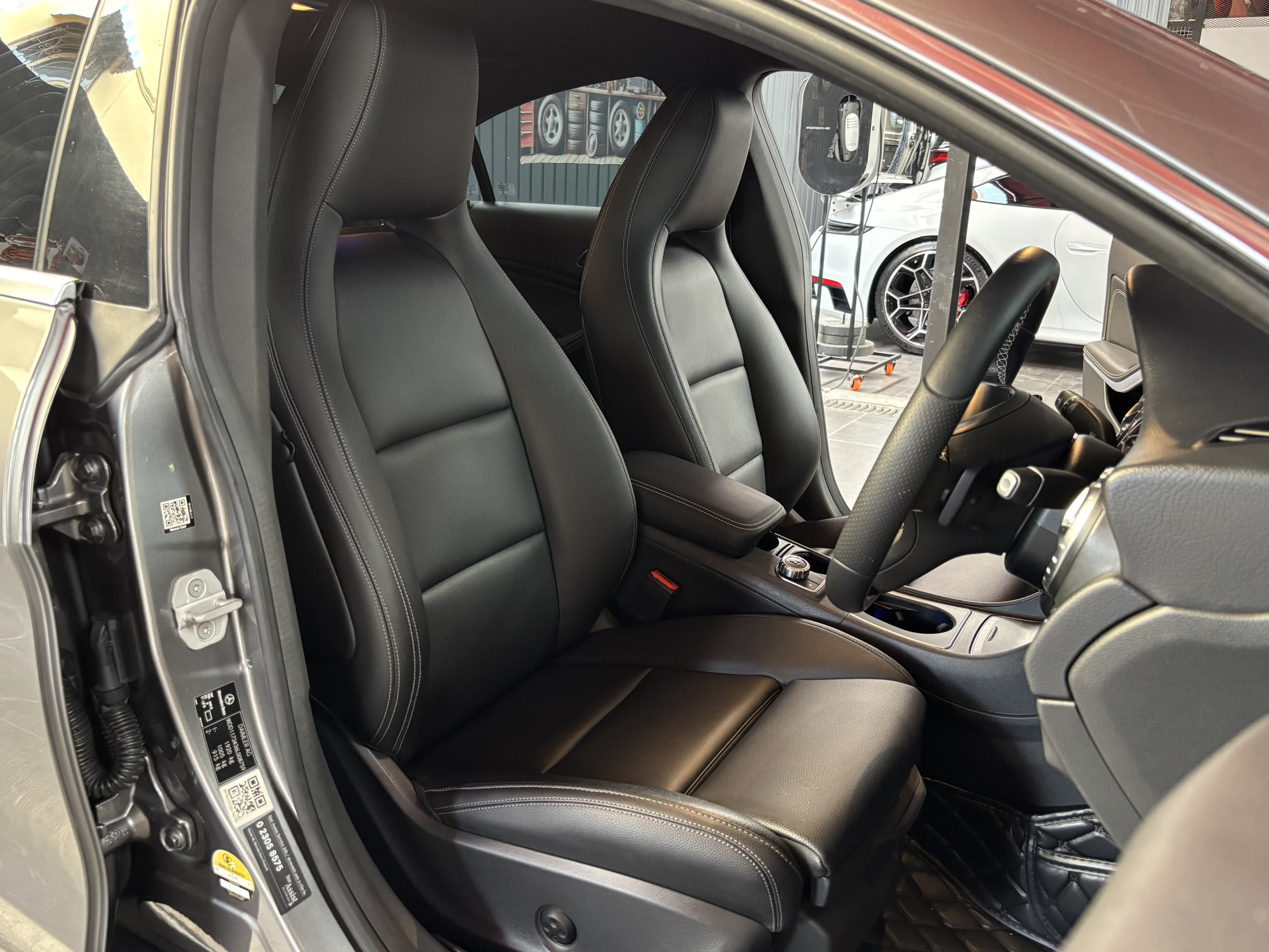 BENZ CLA200 (W117) 1.6 Urban 2018