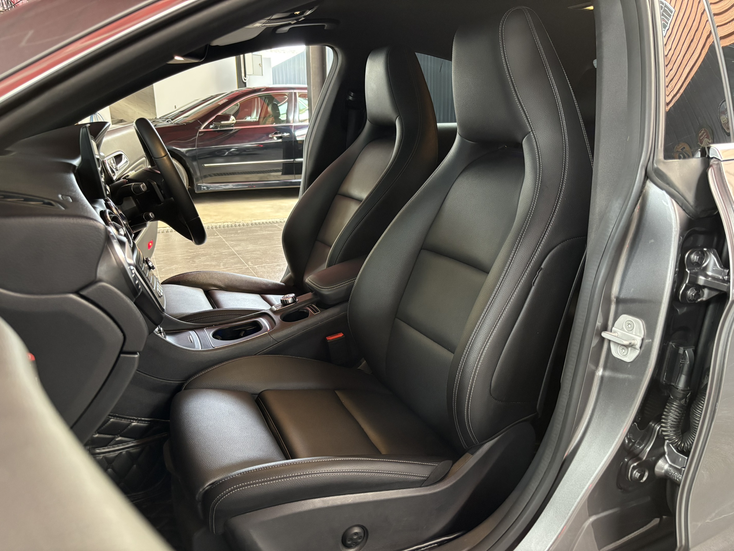 BENZ CLA200 (W117) 1.6 Urban 2018