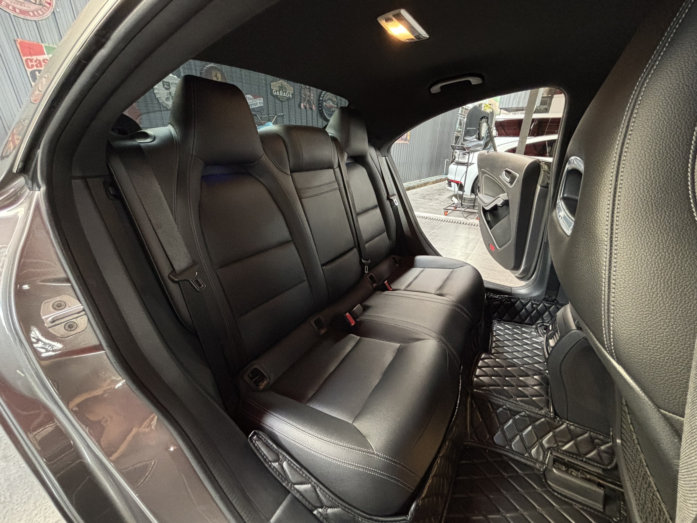 BENZ CLA200 (W117) 1.6 Urban 2018