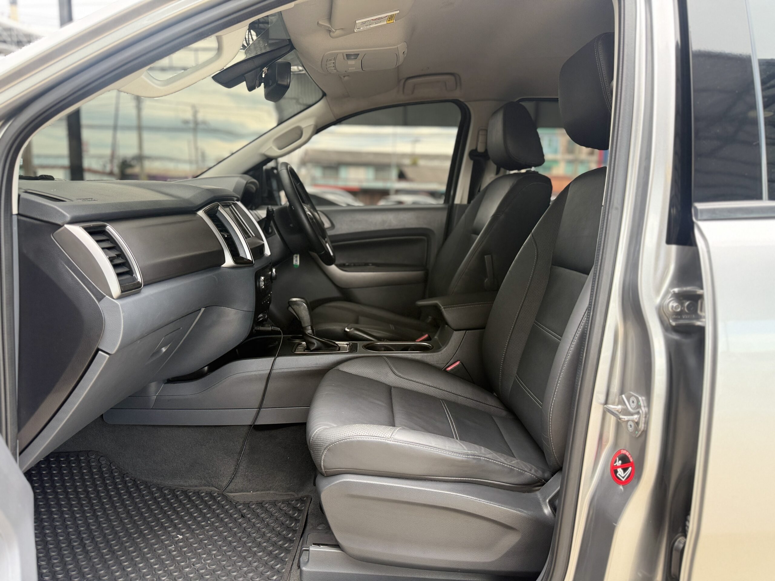 FORD EVEREST 2.2 Titanium 2017