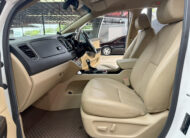 KIA GRAND CARNIVAL 2.2 EX 2017