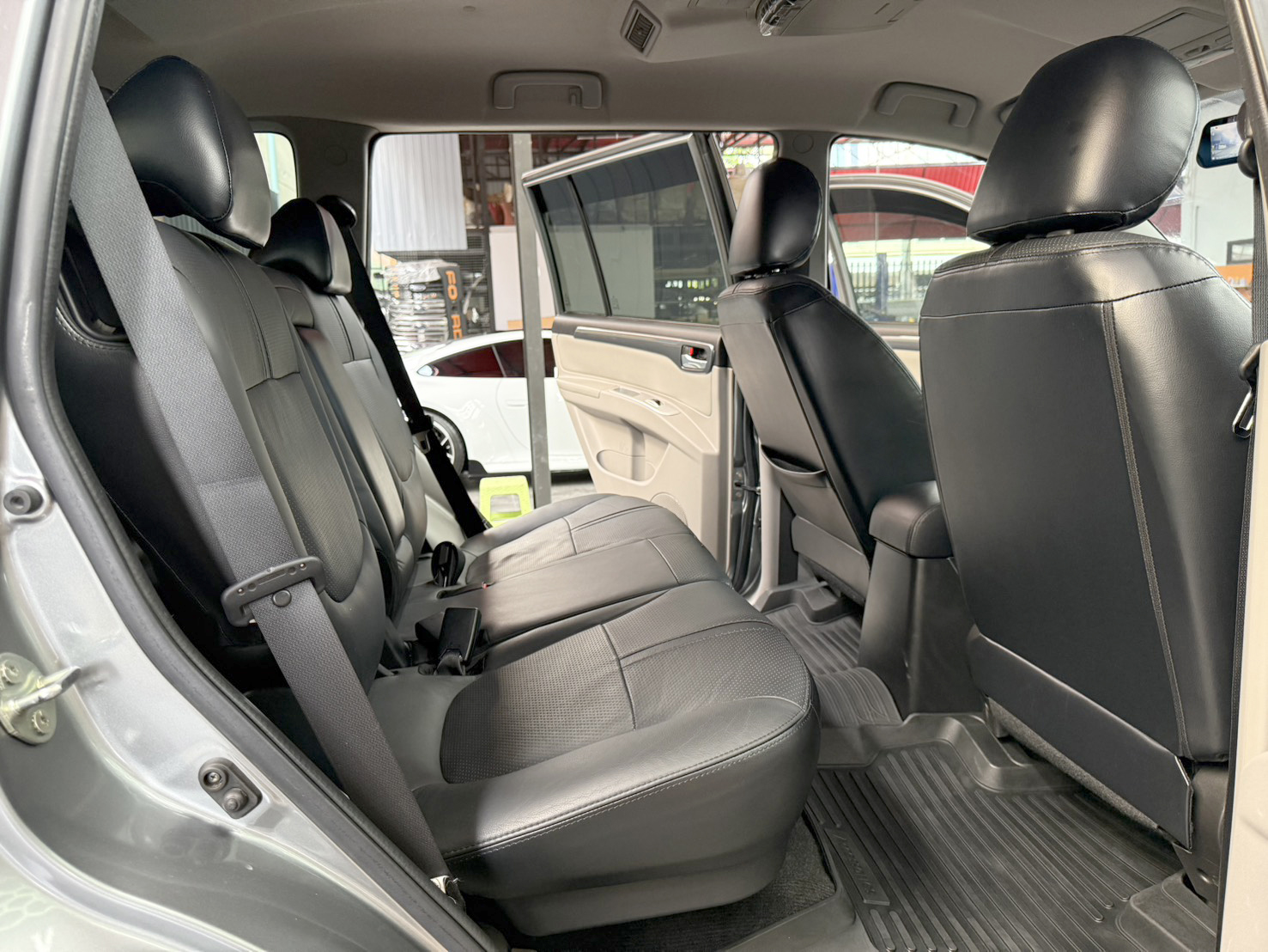 MITSUBISHI PAJERO SPORT 2.5 GT 2015