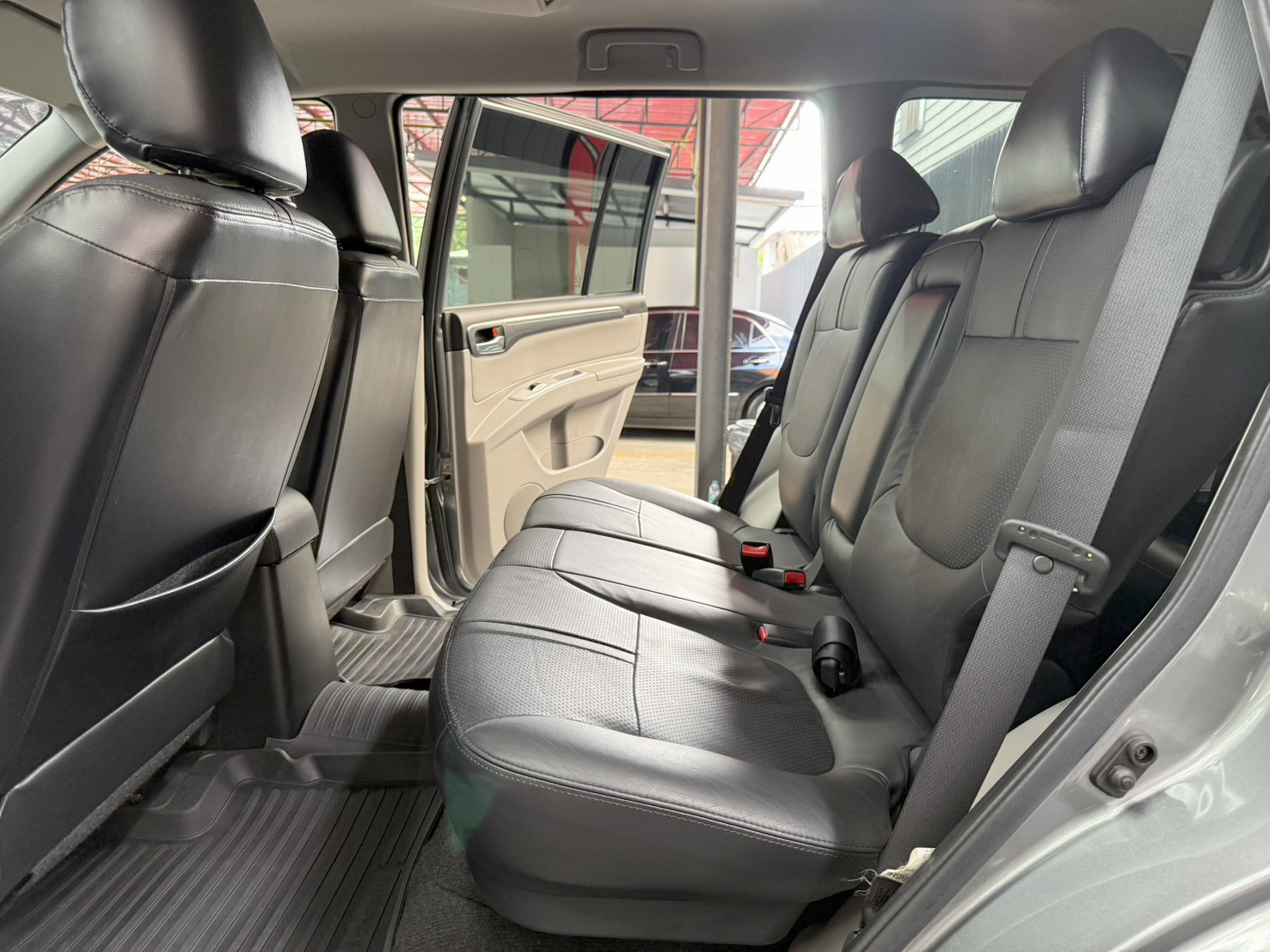 MITSUBISHI PAJERO SPORT 2.5 GT 2015