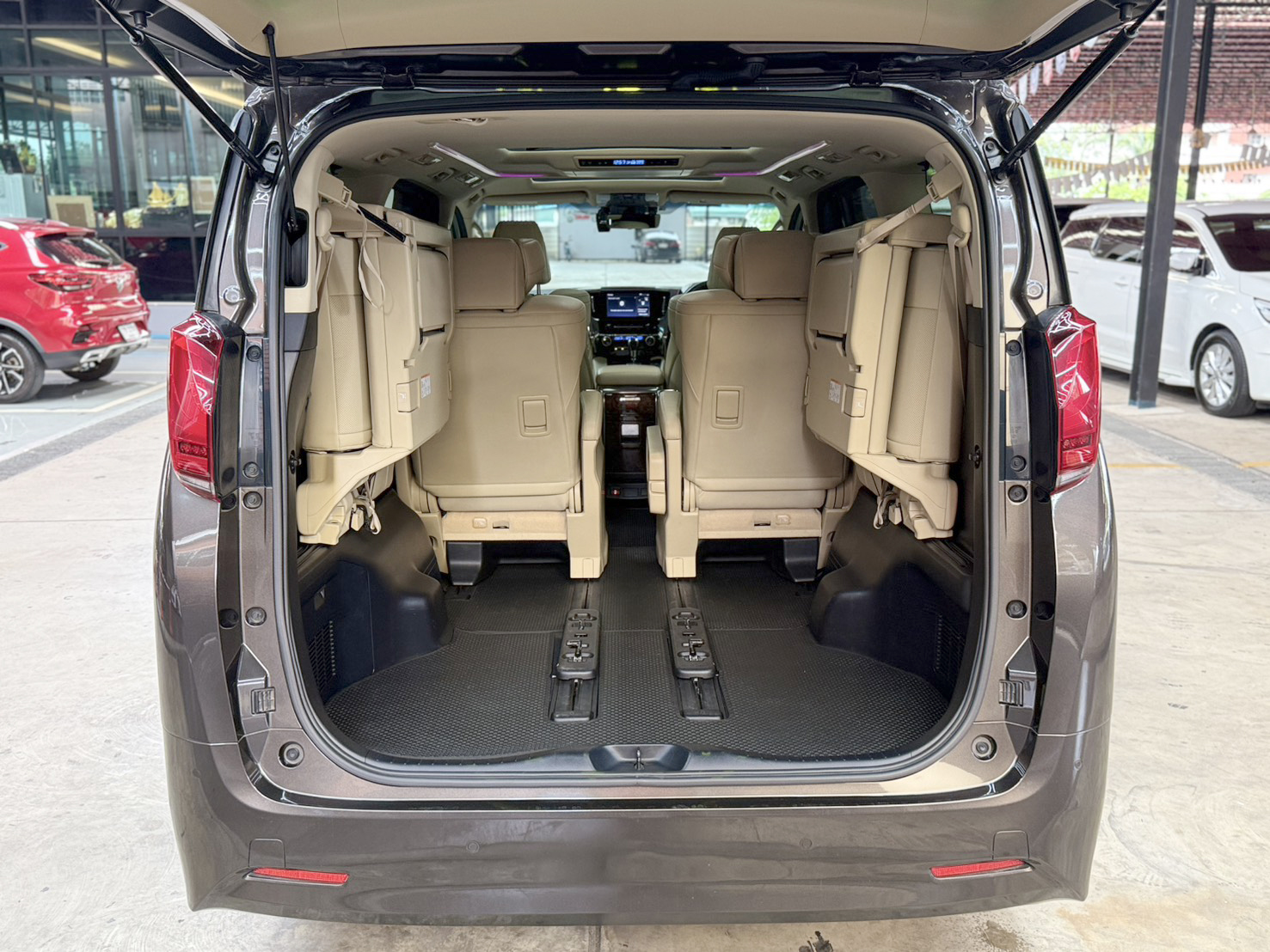 TOYOTA ALPHARD 2.5 G-F PACKAGE  HYBRID 2021