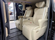 TOYOTA ALPHARD 2.5 HYBRID E-FOUR 2023