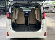 TOYOTA ALPHARD 2.5 HYBRID 2017