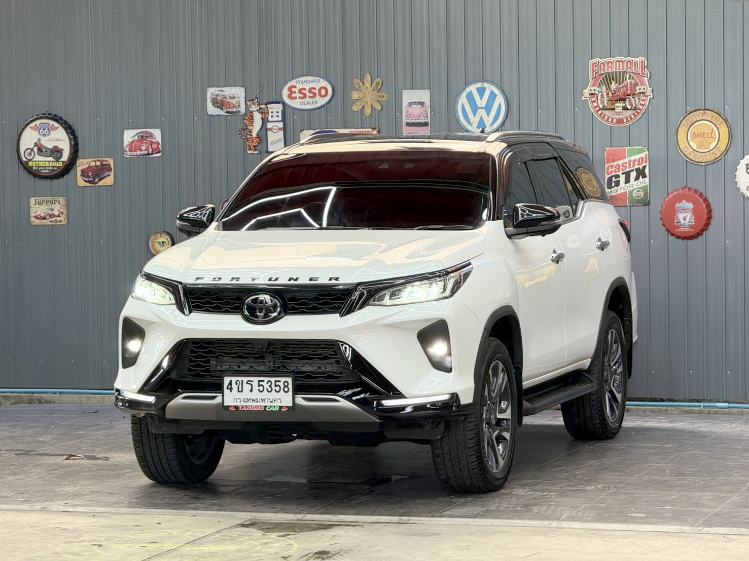 TOYOTA FORTUNER 2.4 Legender 4WD 2023