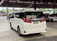 TOYOTA ALPHARD 2.5 G HYBRID 2016