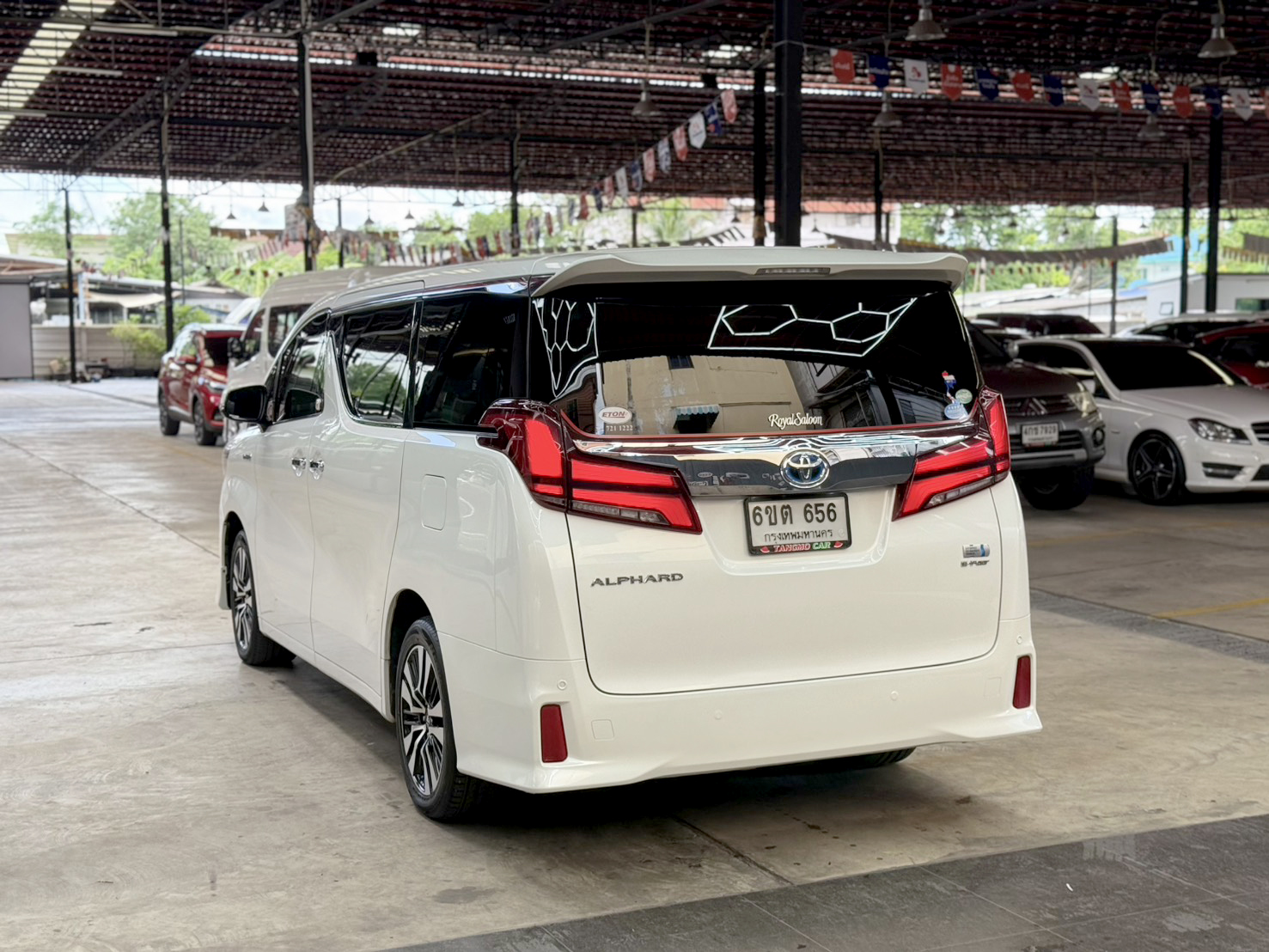 TOYOTA ALPHARD 2.5 G HYBRID 2016