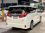TOYOTA ALPHARD 2.5 HYBRID 2017