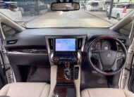 TOYOTA ALPHARD 2.5 HYBRID 2017