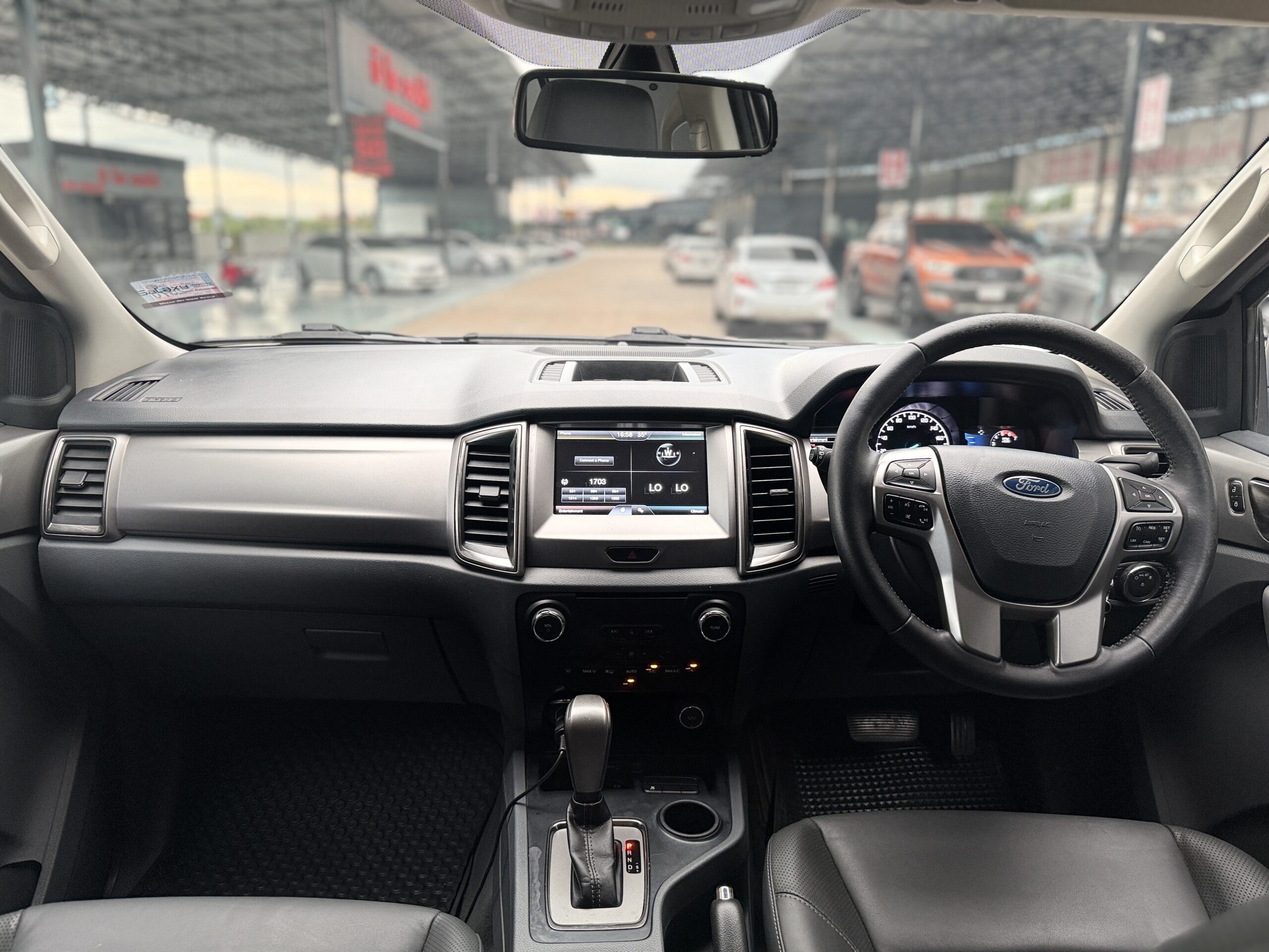 FORD EVEREST 2.2 Titanium 2017