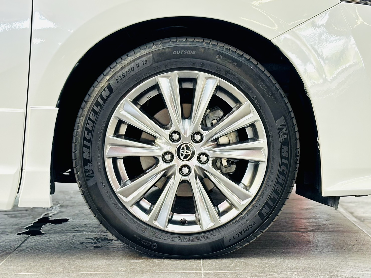 TOYOTA VELLFIRE 2.5  Z-EDITION 2015