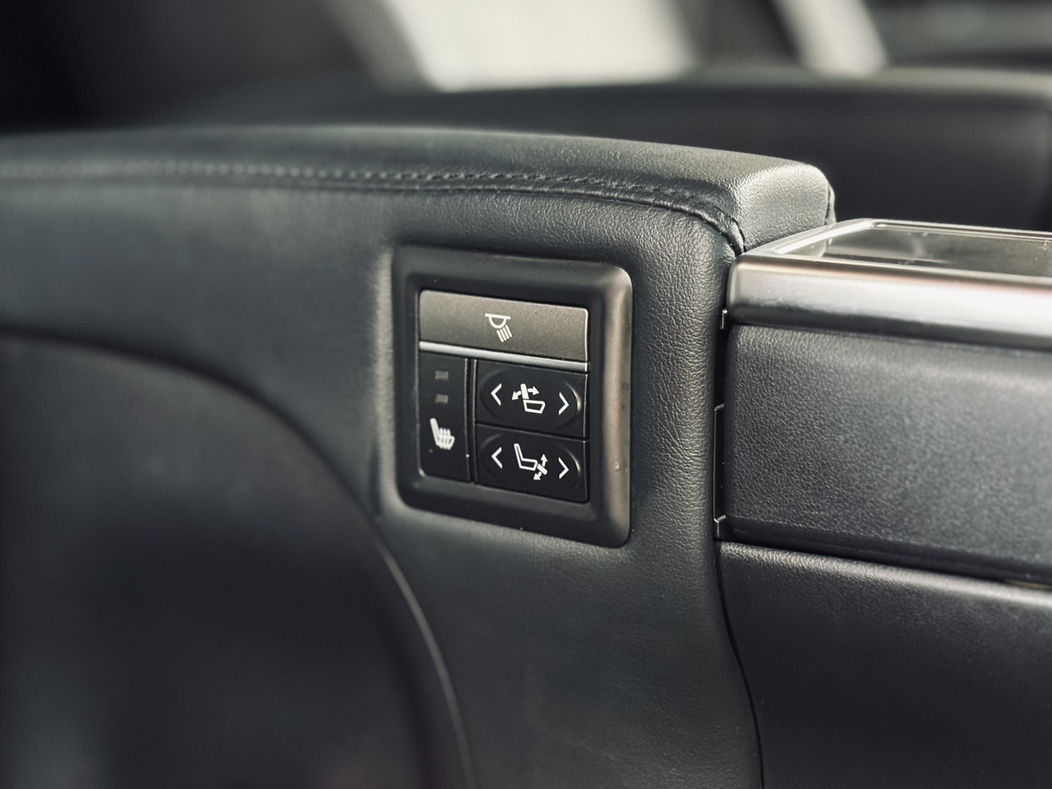 TOYOTA VELLFIRE 2.5  Z-EDITION 2015