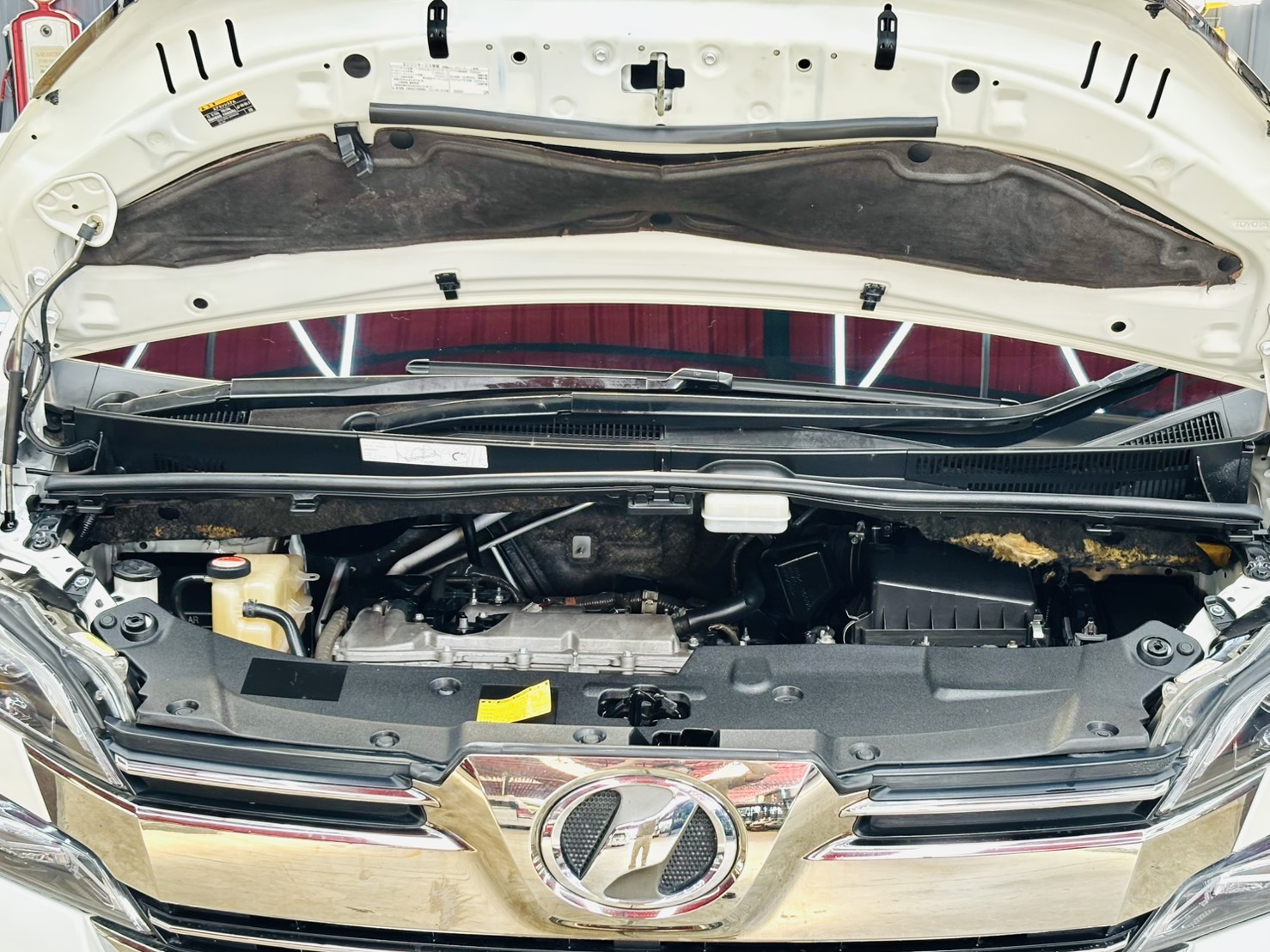TOYOTA VELLFIRE 2.5  Z-EDITION 2015