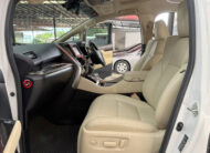TOYOTA ALPHARD 2.5 HYBRID E-FOUR 2016