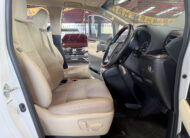TOYOTA ALPHARD 2.5 G 2017