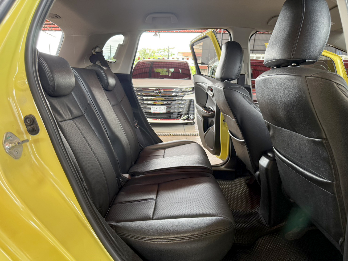 HONDA JAZZ 1.5 SV i-VTEC 2015