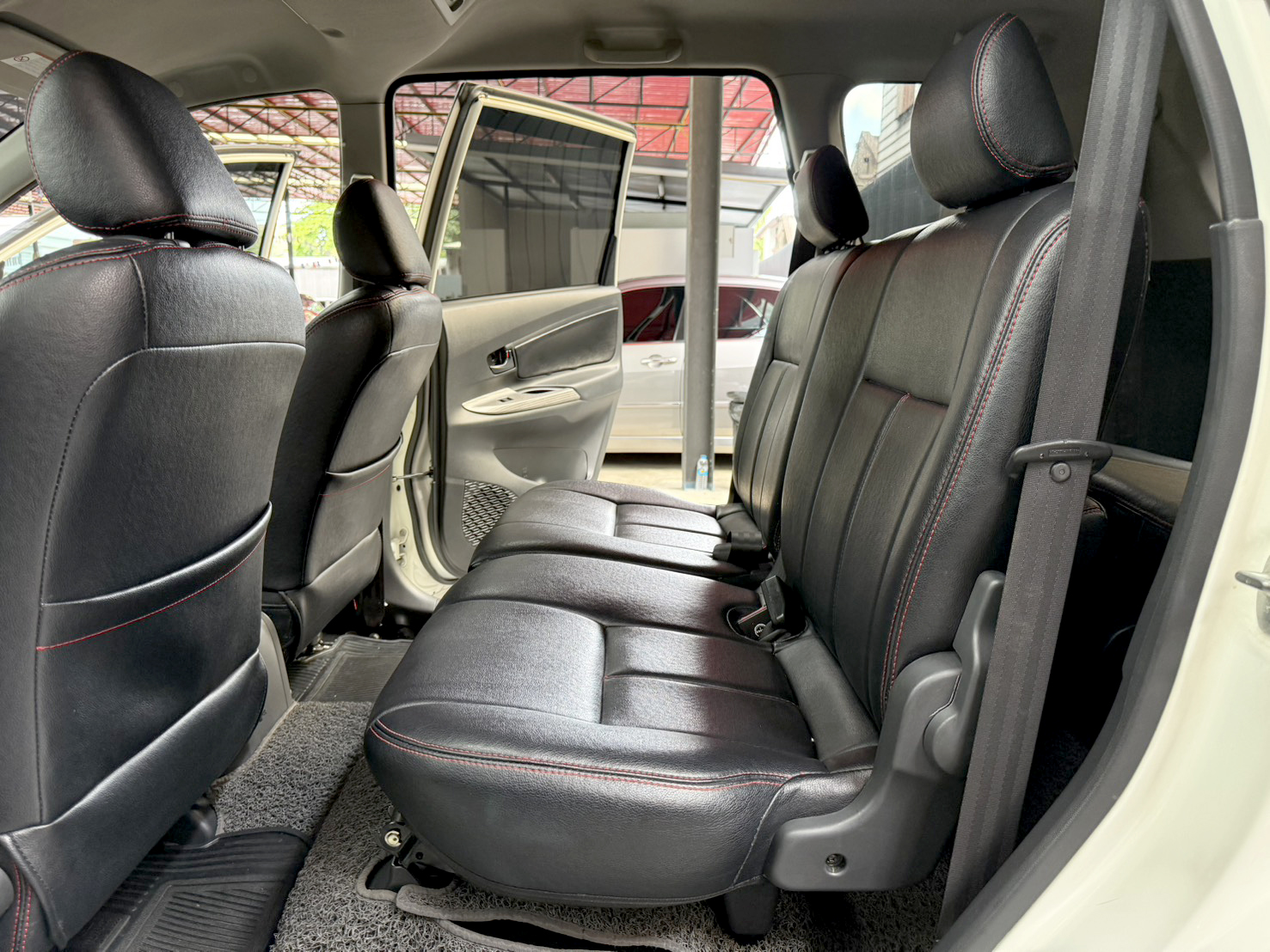 TOYOTA AVANZA 1.5 S 2012