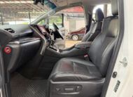 TOYOTA ALPHARD 2.5 SR-C HYBRID