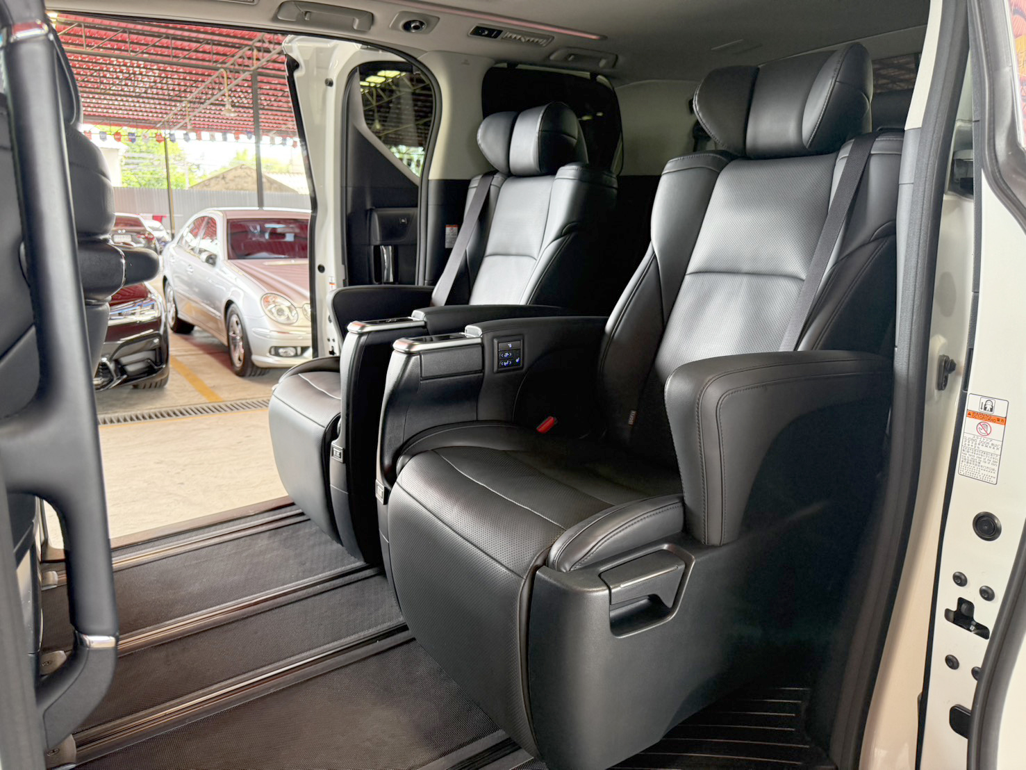 TOYOTA VELLFIRE 2.5 Z-G EDITION 2021
