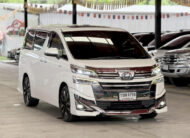 TOYOTA VELLFIRE 2.5 X HYBRID 2020