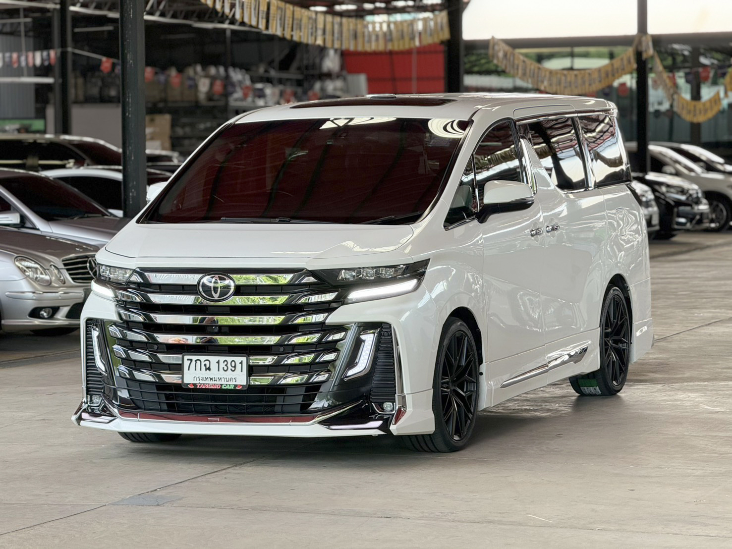 TOYOTA VELLFIRE 2.5 Z-G GRADE 2018