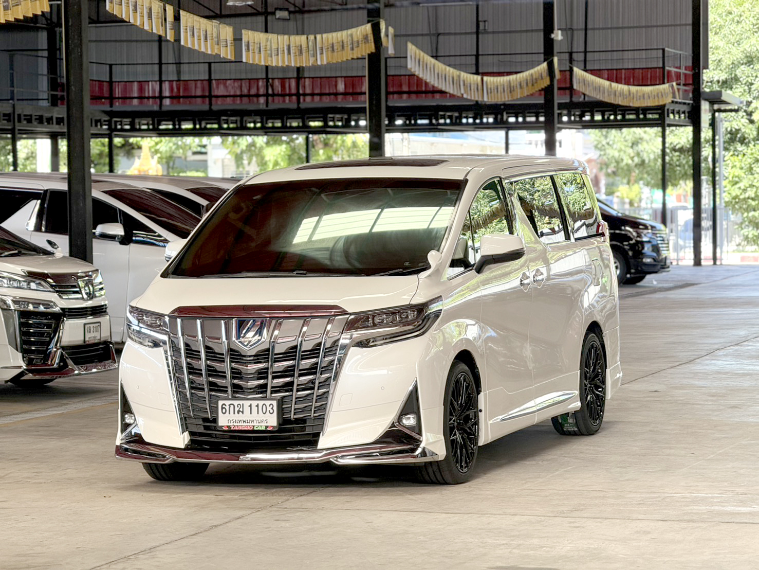 TOYOTA ALPHARD 2.5 G 2017